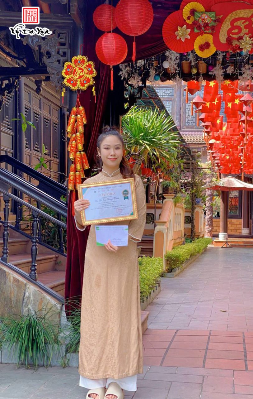 Công ty TNHH SX TM DV Đăng Tuấn vinh danh Lê Thị Băng Trinh và Lê Đức Phước Hoà vì những đóng góp xuất sắc trong tháng 11/2024, nâng cao chất lượng dịch vụ và xây dựng môi trường làm việc hiệu quả.